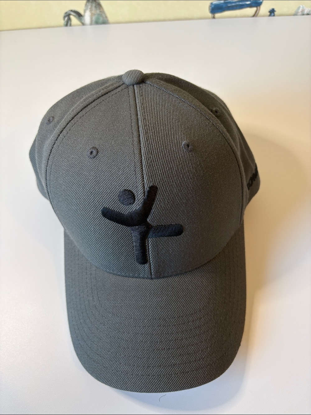 Kompan The Classics Gray Snapback with a Stick Man Embroidered Logo - Picture 8 of 8